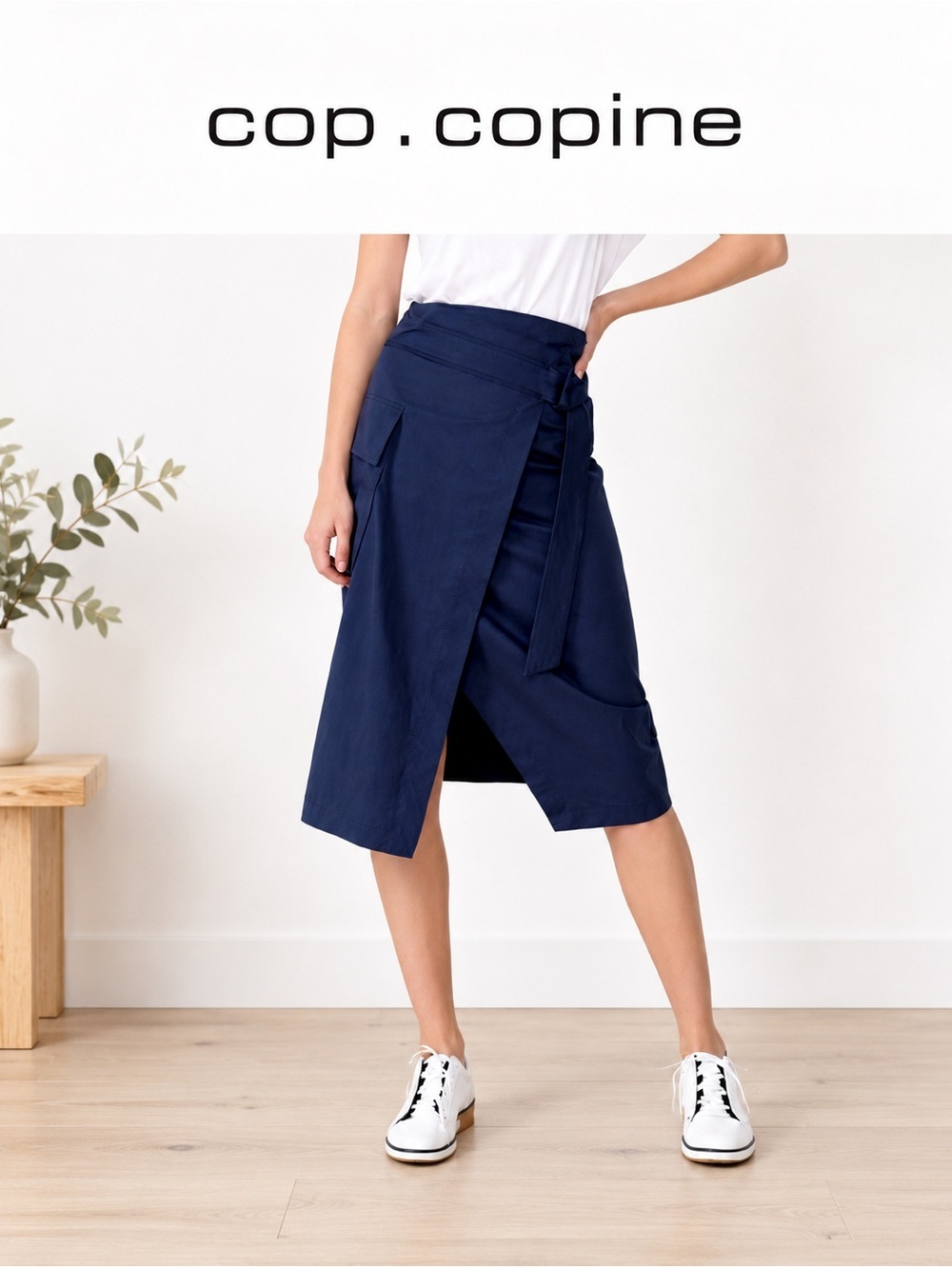 Cop.Copine High-Waisted Wrap Cargo Skirt – Navy – Size 42
